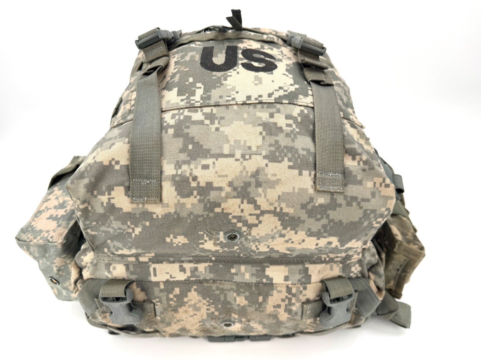 US Military MOLLE ACU 3 Day Assault Pack Backpack w/ IFAK and Double Mag Pouch