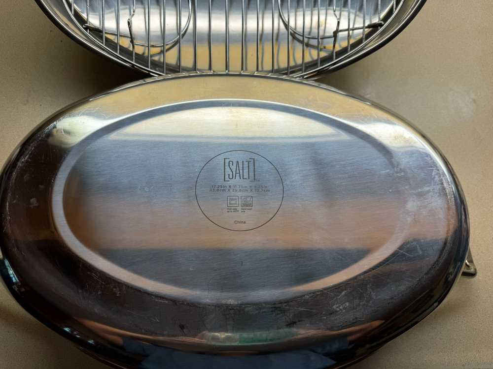 "Salt" Roasting Pan with Rack & Lid Quart, 17 " Roaster