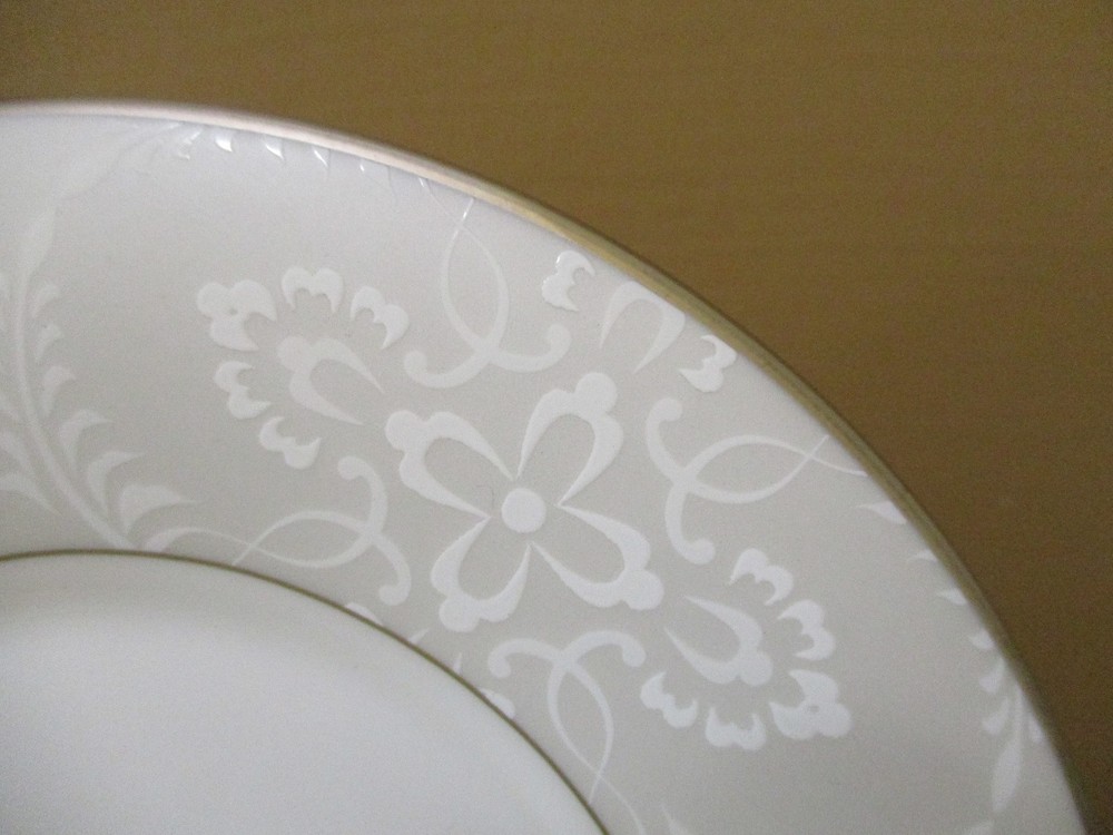 LENOX ORGANDY CUP & SAUCER - 2 3/8" 0703I