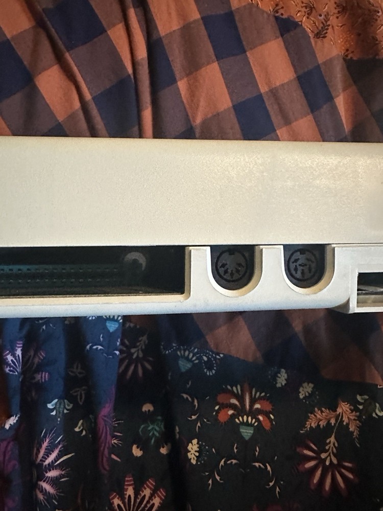 Commodore VIC-20 Computer Untested With Box Vintage Used