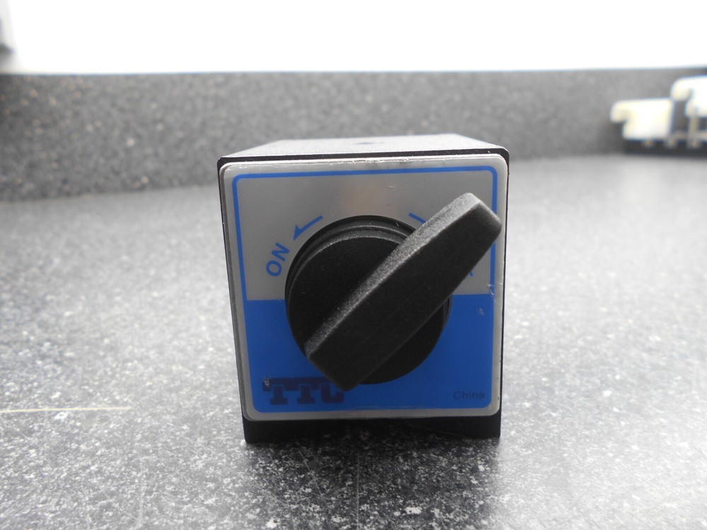 TTC ON/ OFF MAGNETIC BASE