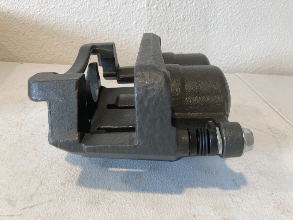Duralast 18-B5022 BRACKETED CLPR CALIPER CON BKT