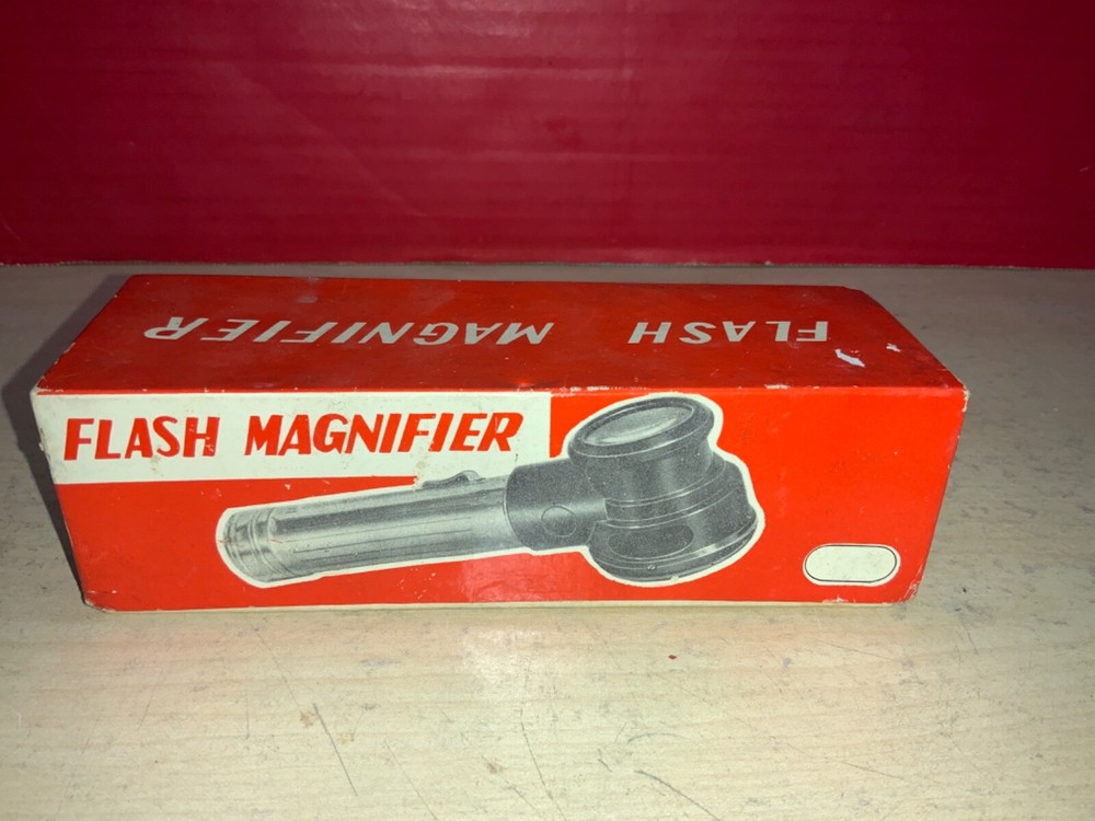 T.O.C. Flash Magnifier