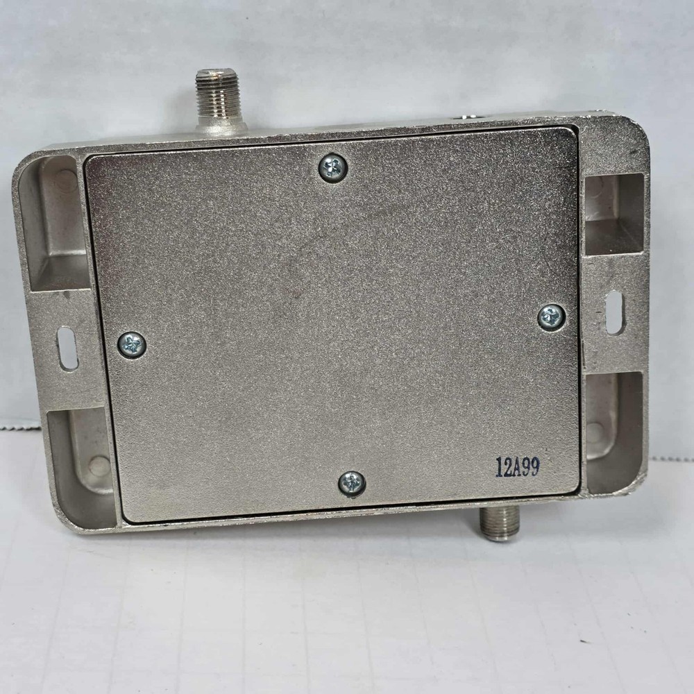 Radio Shack Cable Bi-Directional Amplifier 15-1171