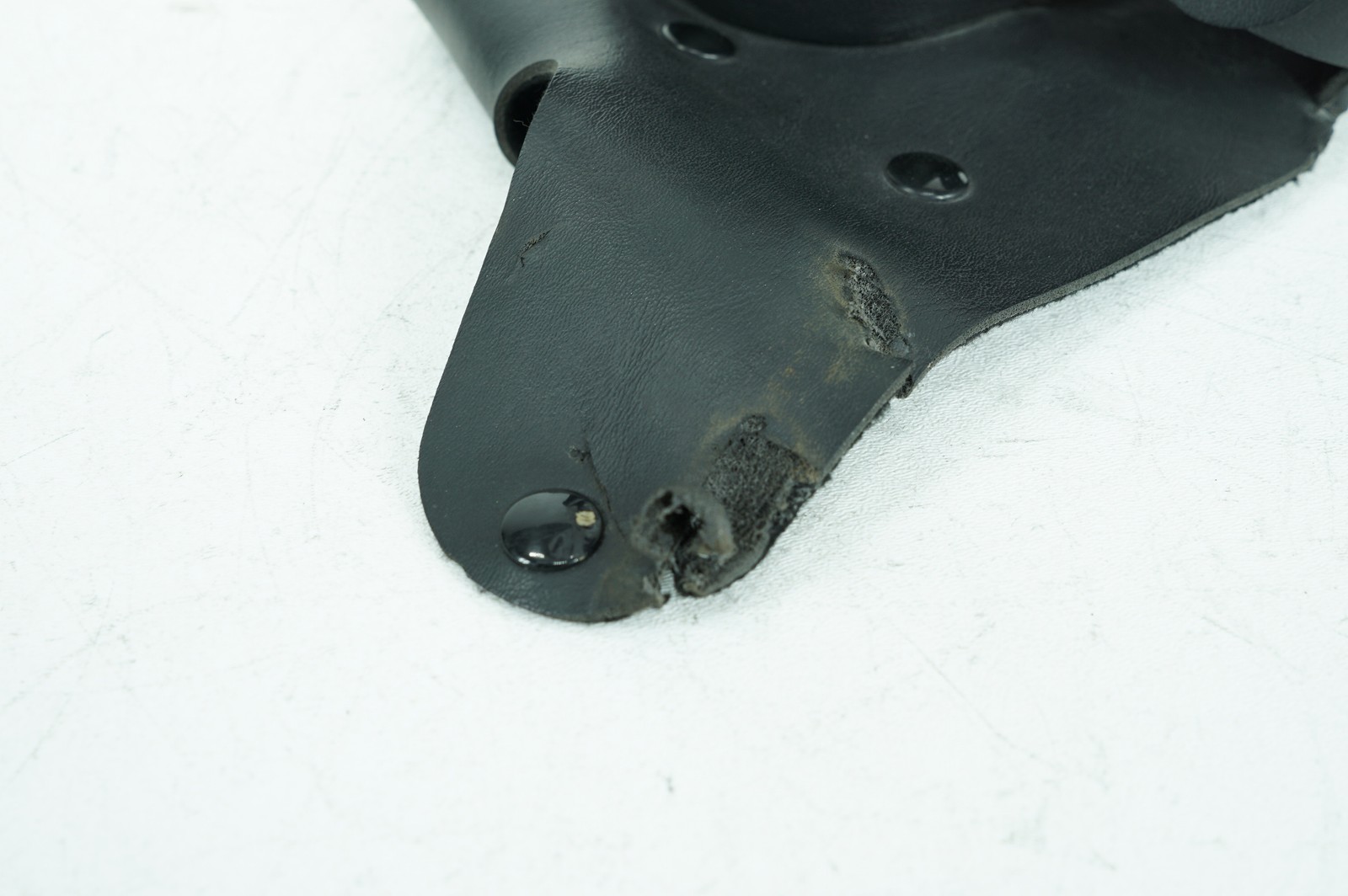 01 Harley Touring Electra Glide Ultra OEM Onboard Tool Bag Leather Storage Torn