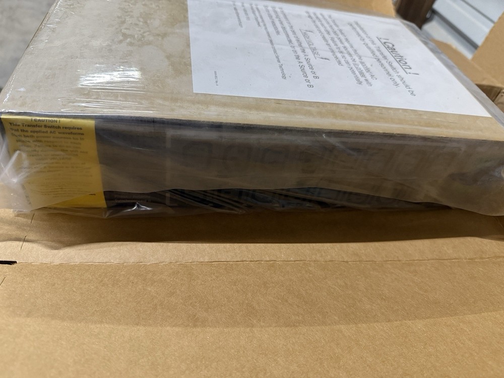 SERVER TECHNOLOGY CW-16HF2A452 SWITCHED CABINET DISTRIBUTION UNIT