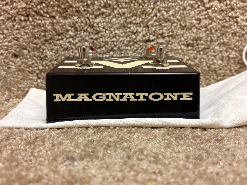 Magnatone 2-Button Boost Reverb Footswitch