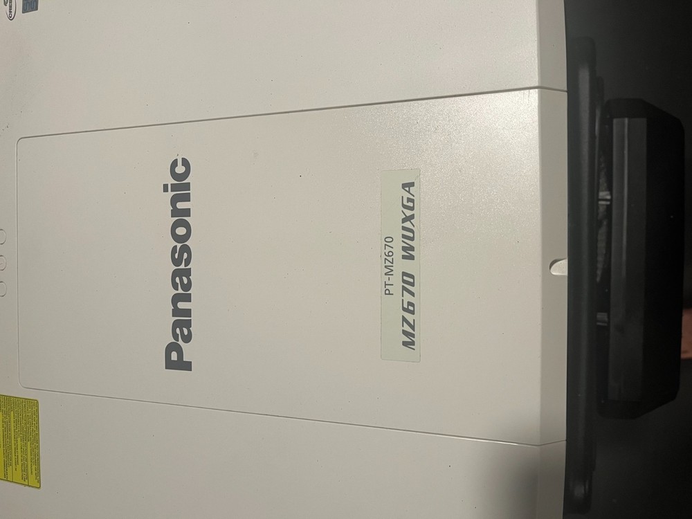 Panasonic PT-MZ670 LCD Projector 5997 hours