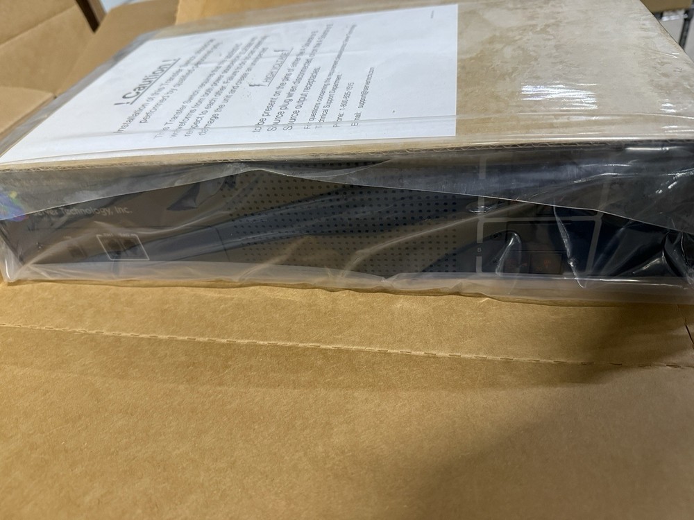 SERVER TECHNOLOGY CW-16HF2A452 SWITCHED CABINET DISTRIBUTION UNIT