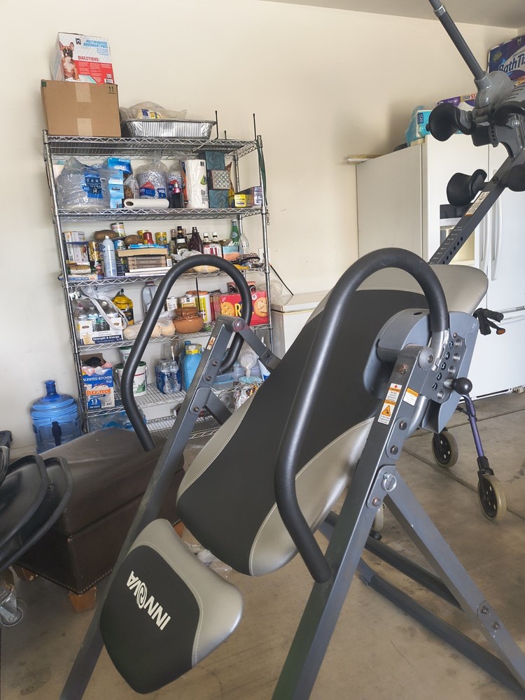 Innova Height-Adjustable Inversion Table Black Gray with Additional Hand Grips
