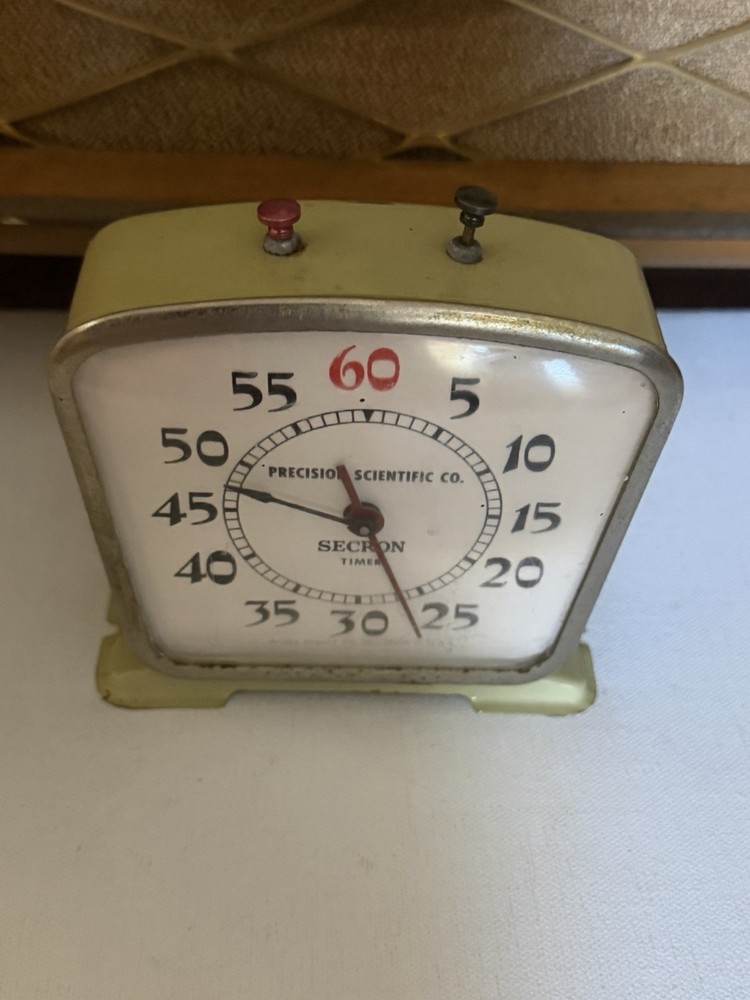 Vintage Precision Scientific Co. Secron Timer Inc. Analog Stopwatch Works!