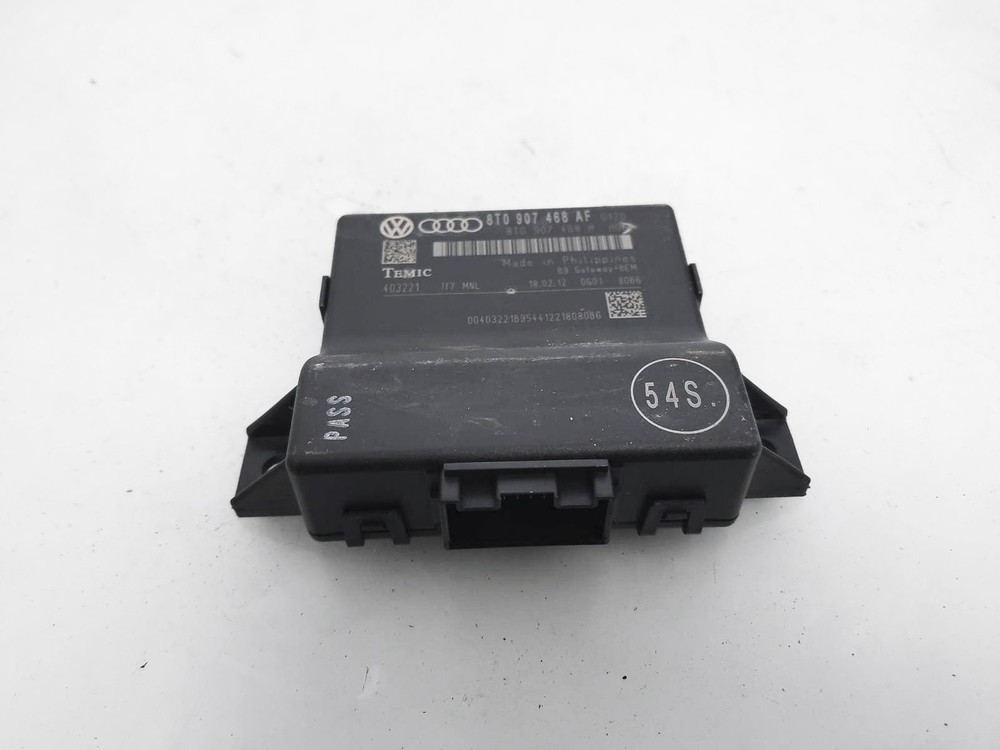 Audi Q5 2012 Network Gateway Control Module 8T0-907-468-Af