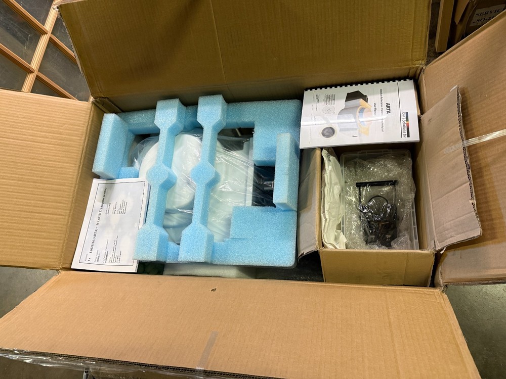 Perkin Elmer LAMBDA 1050+(PLUS) InGaAs ARTA UV-VIS-NIR Spectrophotometer NICE!