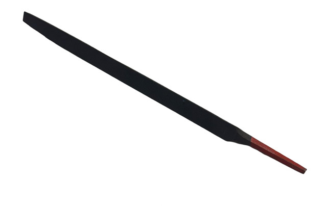 Simonds 8" Black Maxi Hand File, 3 Square, 2nd Cut