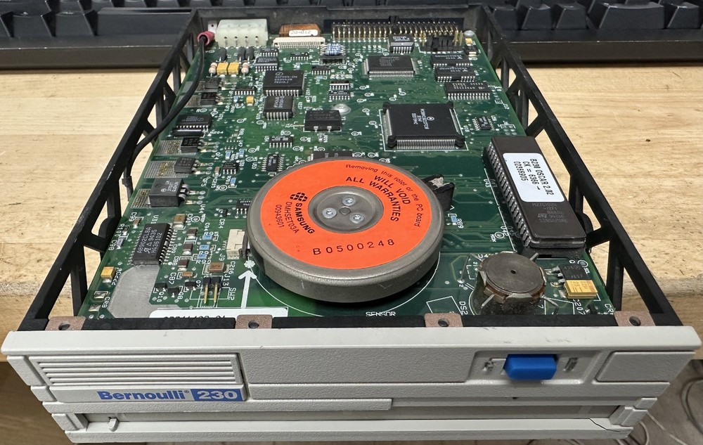 Iomega Bernoulli Internal Disk Drive 230 UNTESTED