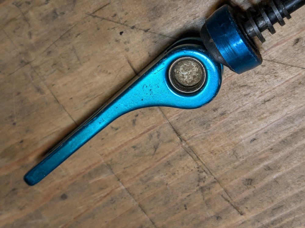Tranz-X Quick Release Skewer Blue Front