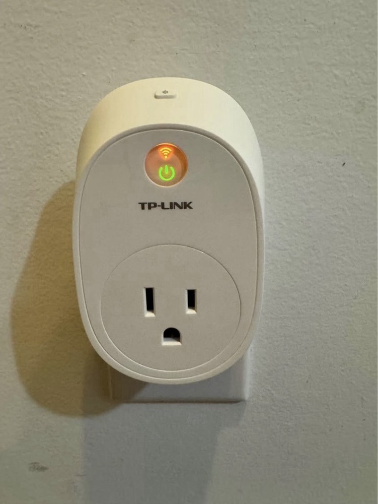 TP-LINK HS110 Smart Wi-Fi Plug Type B 15A White App-Controlled