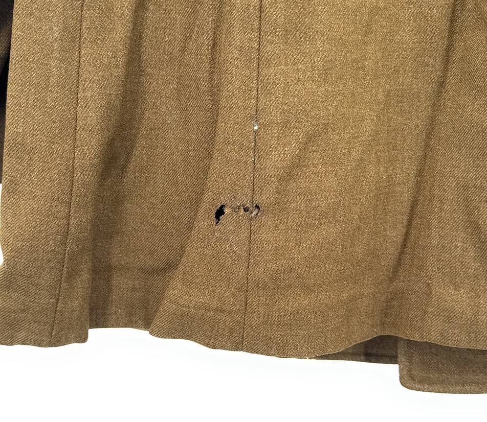 WWII Jacket 102nd Infantry PFC Honorable Discharge