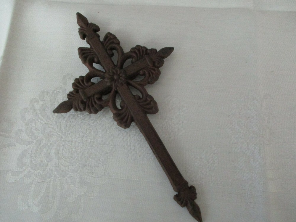 Decorative Cross - Iron - Estate