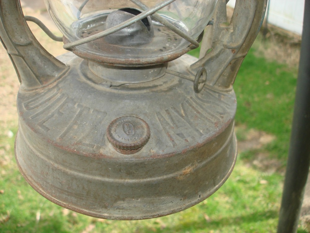 Dietz No. 2 D-Lite Lantern