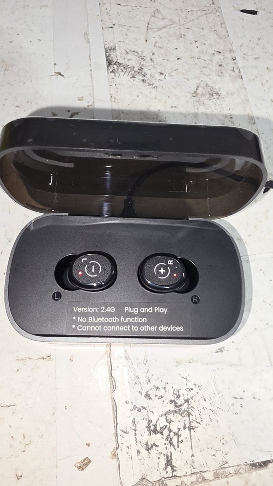 1Mii Wireless Earbuds E3Pro Transmitter Set For TV New w/ charging base
