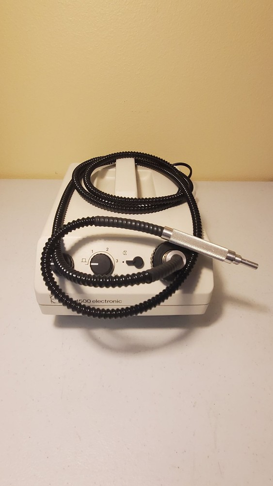 Schott Fiber-Optic Microscope Light Source, KL-1500