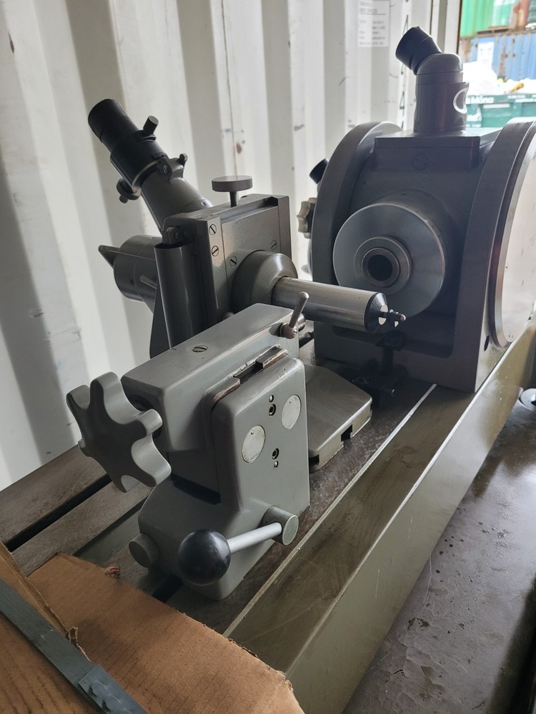 leitz optical dividing head