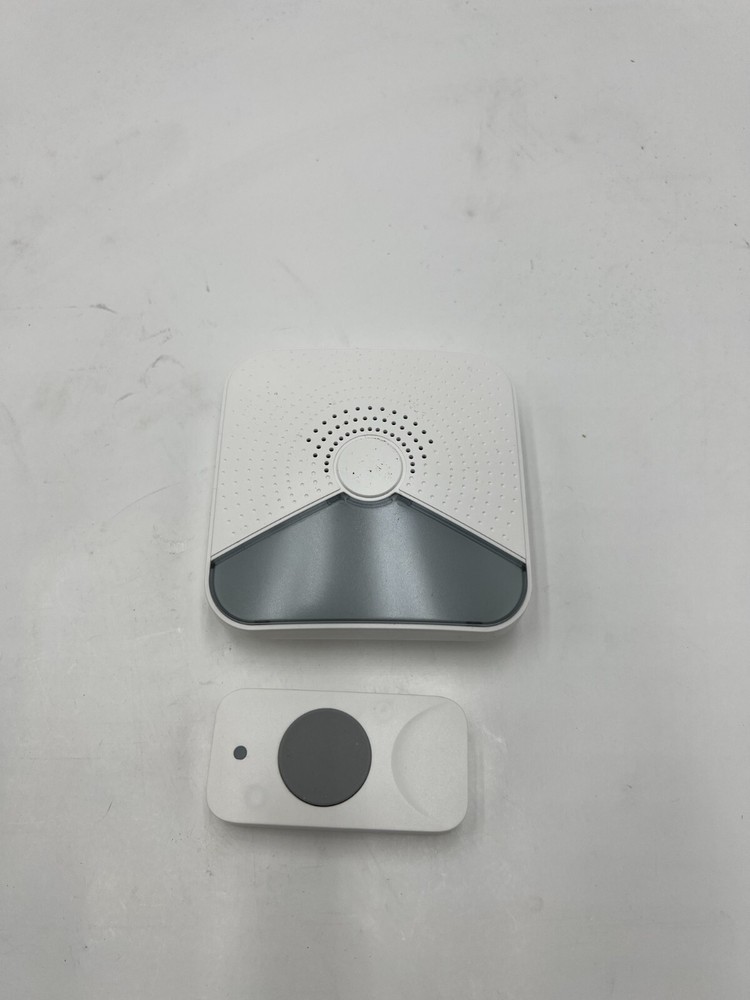 Newhouse Hardware Ada Wireless Door Chime Lighted Strobe Push Button WCMBRGB