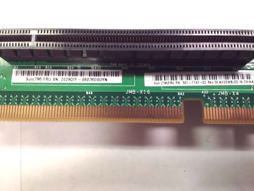 Sun 501-7743-02 SunFire X4140 X4150 PCI-E Server Riser Card Assembly