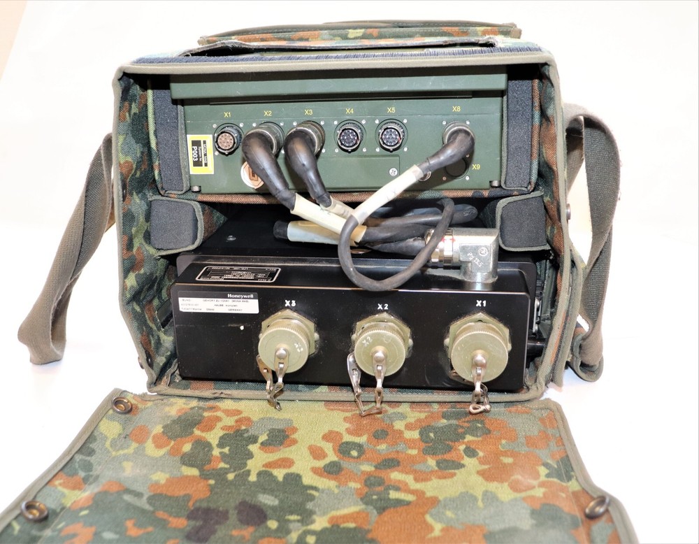 Military Mobile Navigation / Observation System D9444