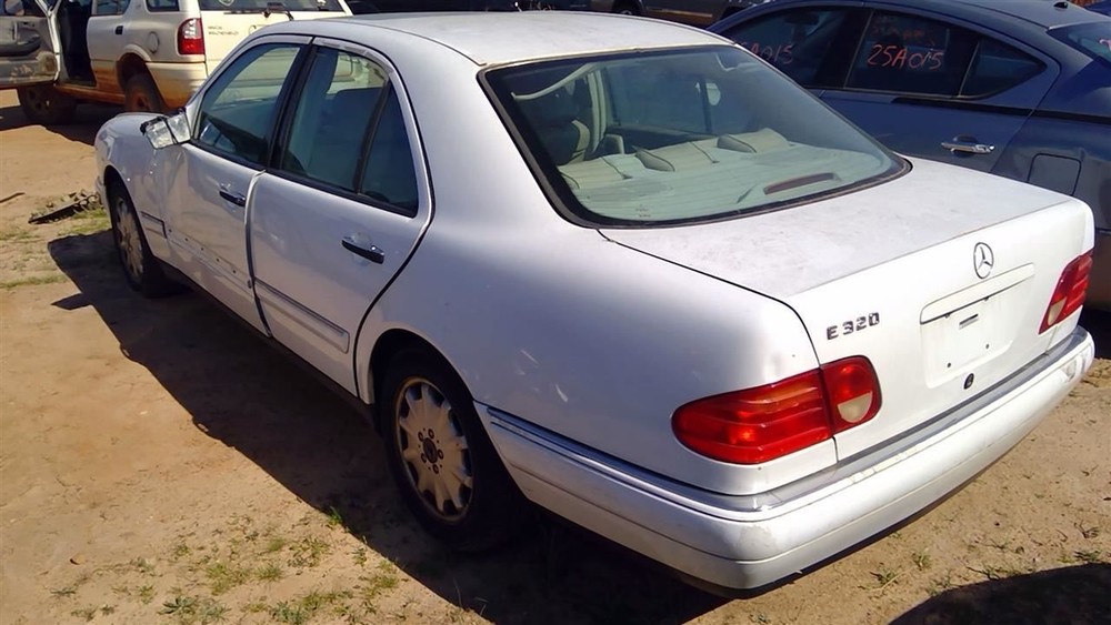 Engine ECM 208 Type Electronic Control Module Fits 99-00 MERCEDES CLK 228567