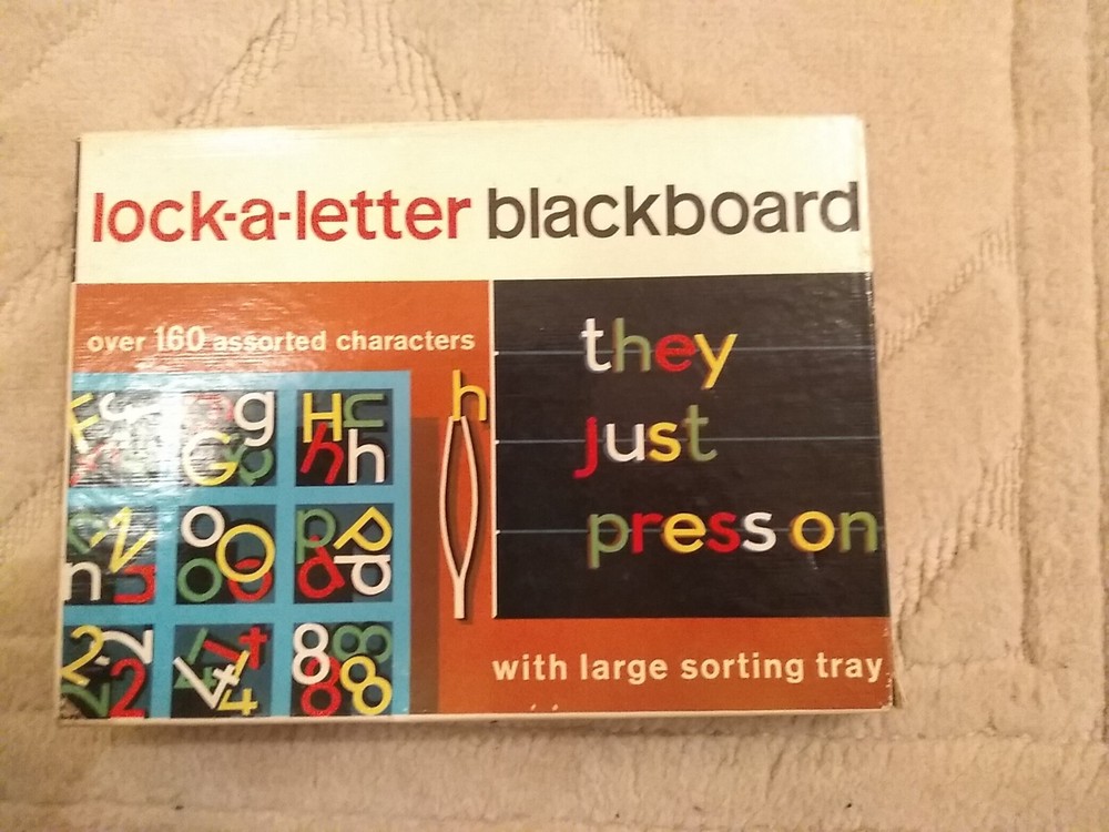 Pippin Lock-a-Letter Game