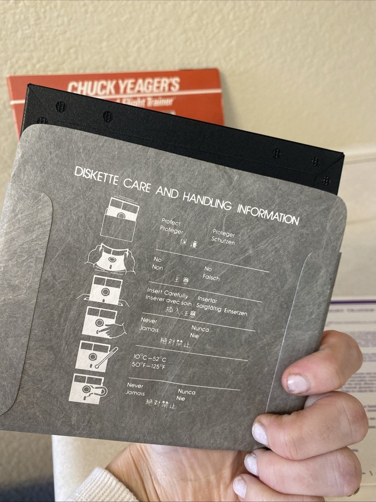 Commodore64 Chuck Yeagers Advanced Flight Trainer Commodore 64