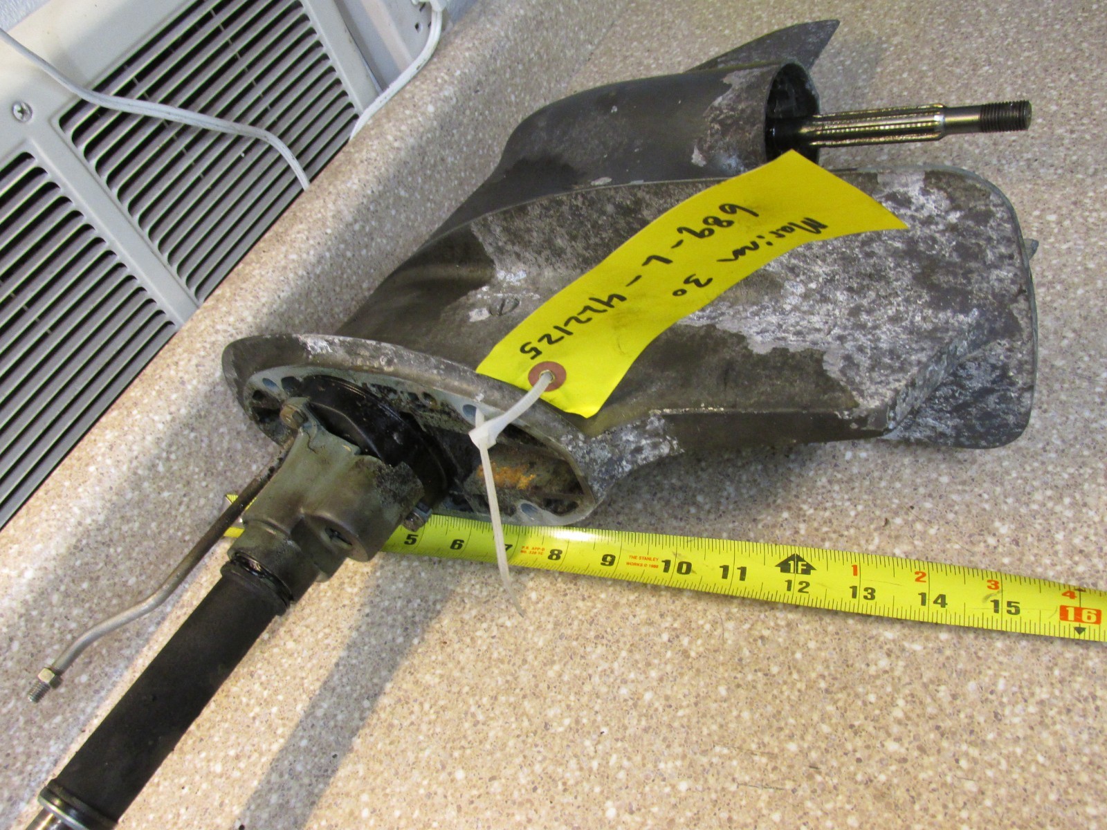 Mariner Outboard 30 HP Lower Unit Gearcase 1651-9804M