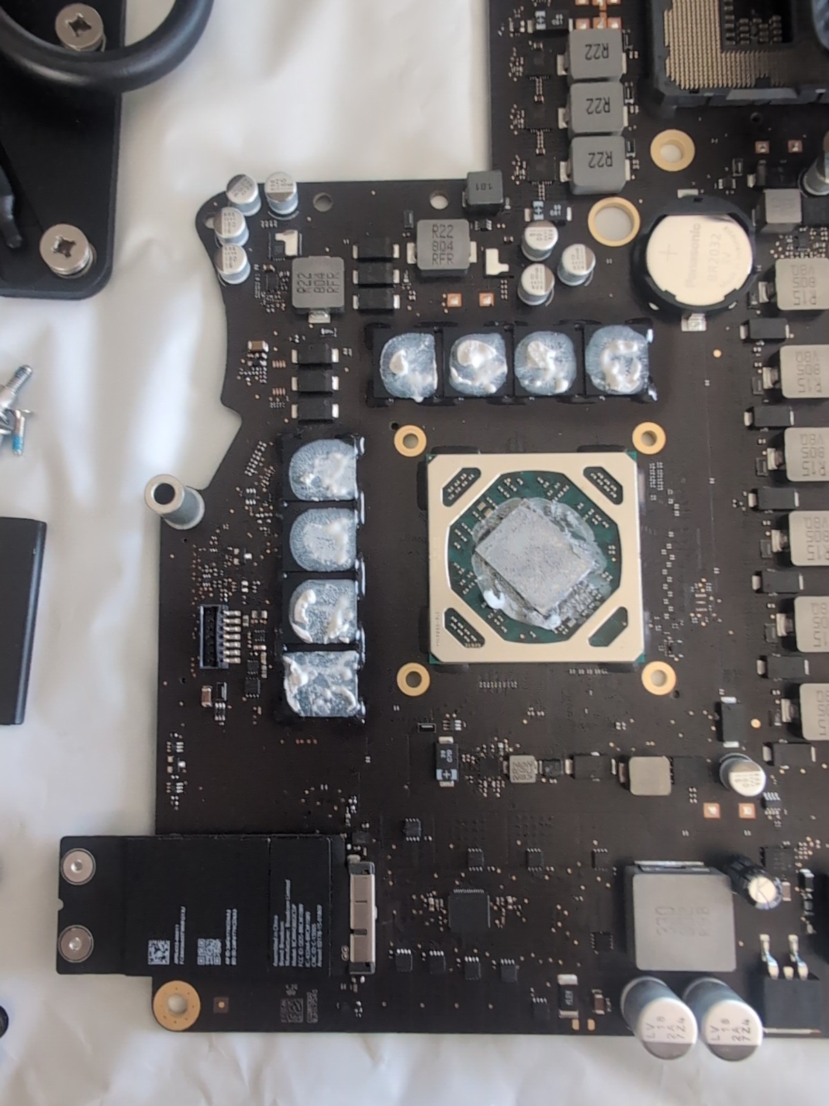 RADEON 580 8GB LOGIC BOARD - iMac 27" A1419 5K Retina Mid 2018 With Heatsink