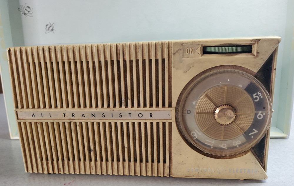 GE all transistor VINTAGE PARTS ONLY