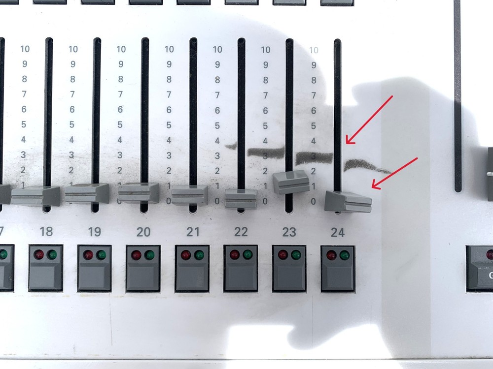 Electronic Theatre Controls Expression 3 Lighting Console Untested