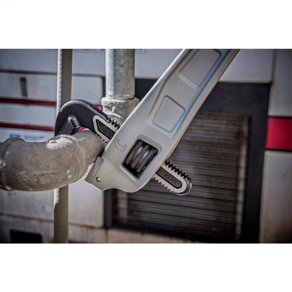 18 In. Aluminum Offset Handle Pipe Wrench