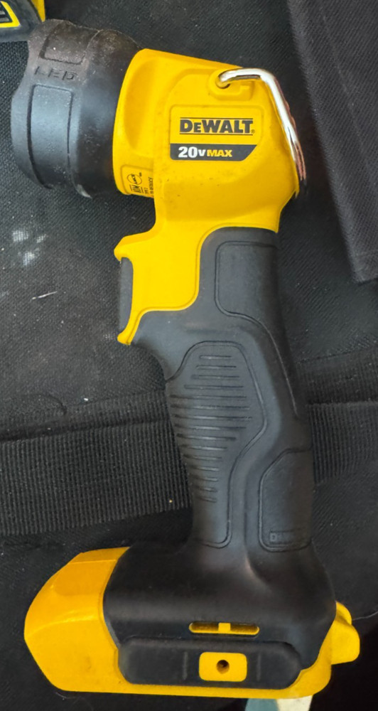 DEWALT 20V MAX Cordless LED Work Light