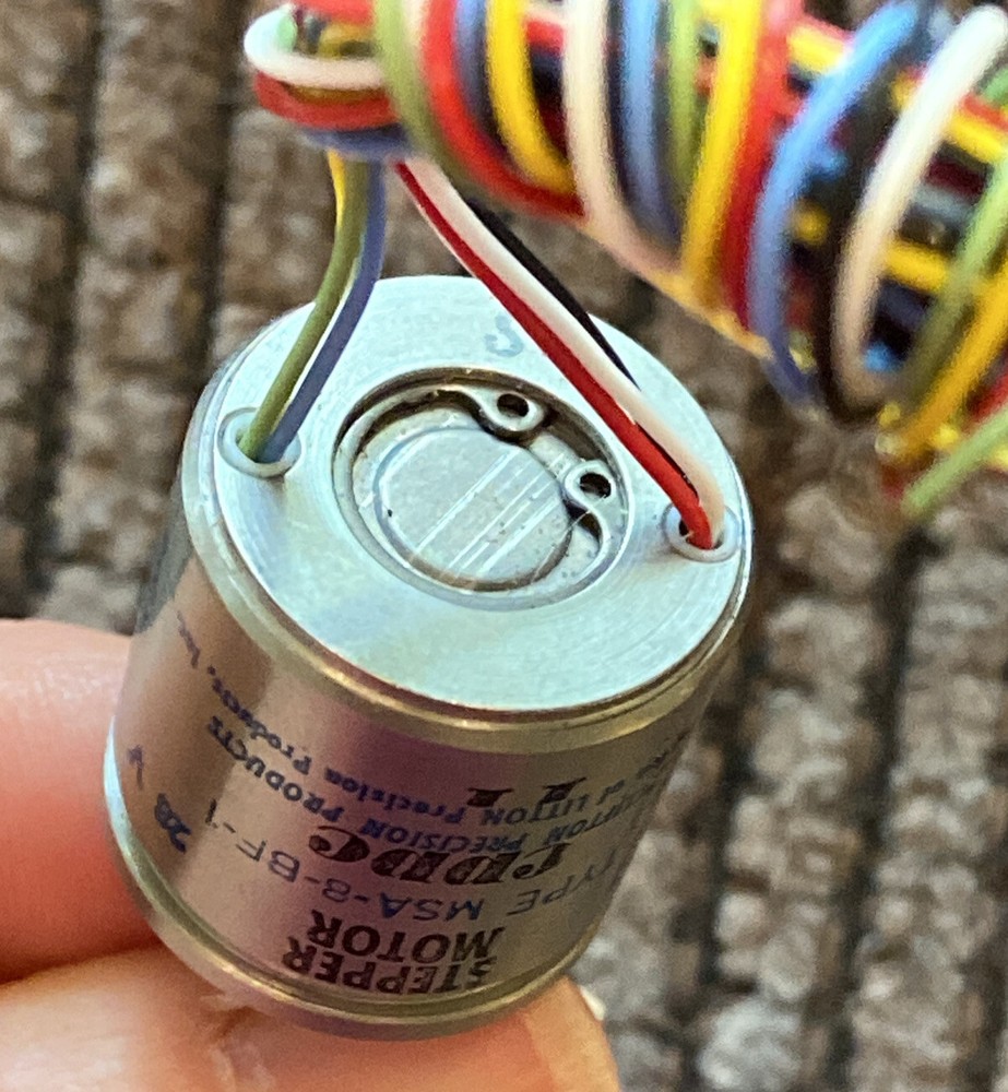 CLIFTON PRECISION 28VDC STEPPER MOTOR TYPE MSA-8-BF-1