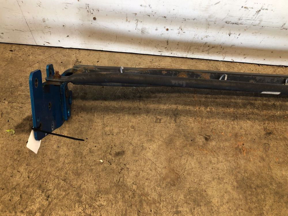 2017 Peterbilt 579 Hood Hinge (674-10089)