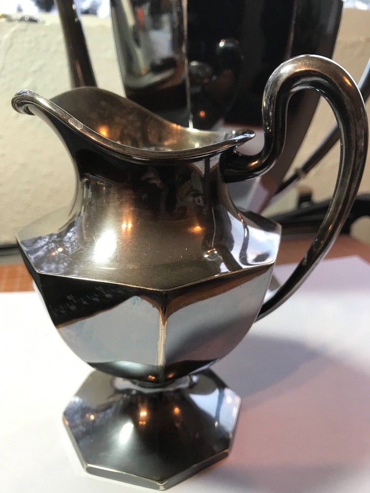 RARE PATTERN WILCOX INTERNATIONAL SILVER PLATE COFFEE POT- CREAMER-SUGAR- 7009N