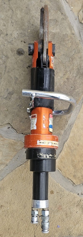 Holmatro 2001-UL Cutter Rescue Tool