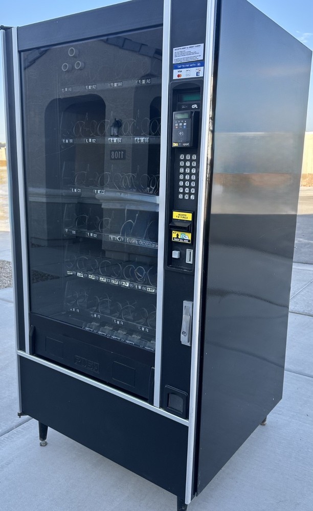 3 Vending Machines --Refridgerated Combo Crane multimedia 2---2- Crane Gpl 159