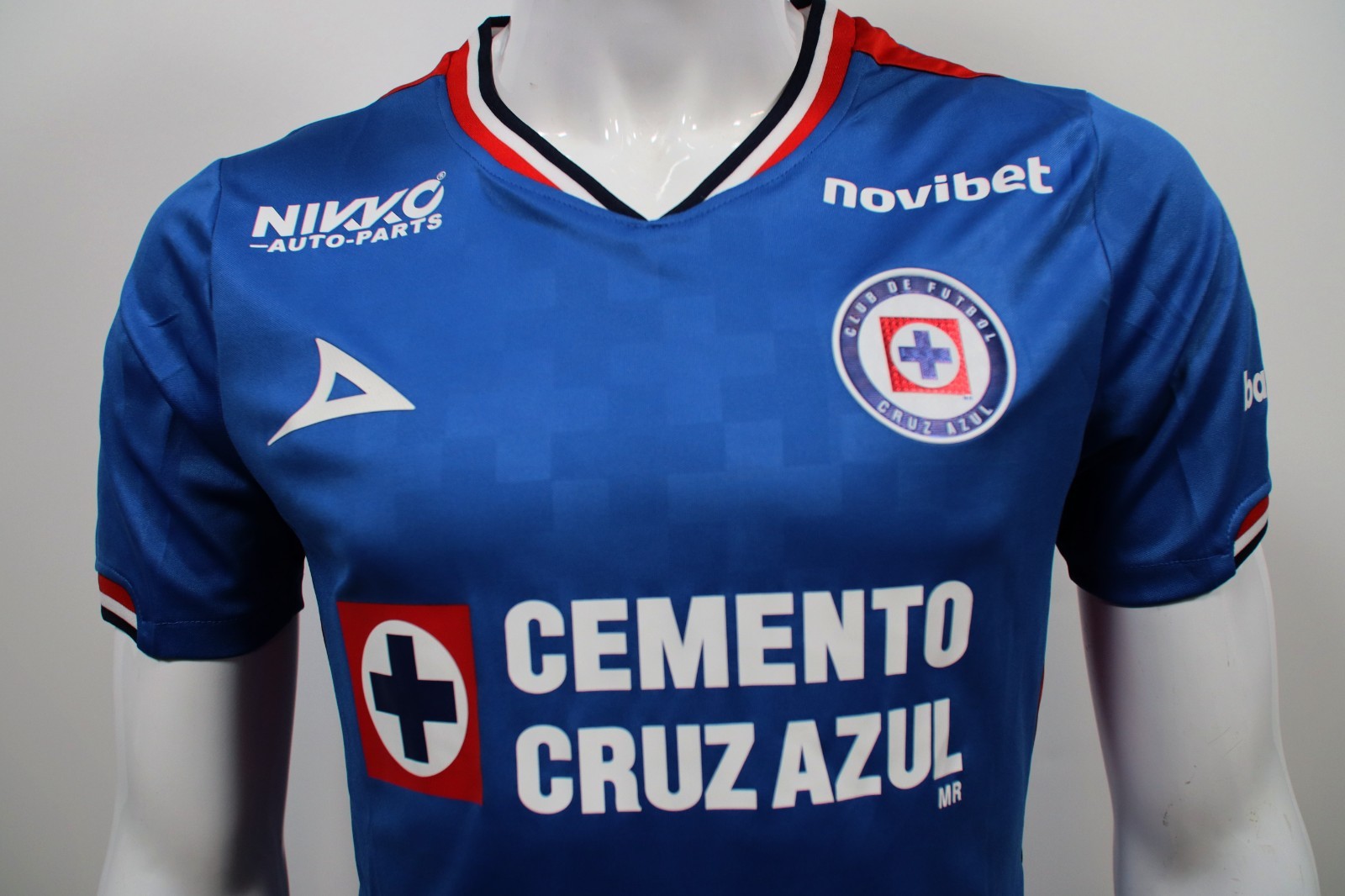 CRUZ AZUL LOC 25/26 CON PARCH LIGA MX (Talla Reducida) slim fit LEER DESCRIPSON
