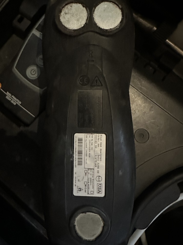 330-1G-LL, Residential Combustion Analyzer Kit USED