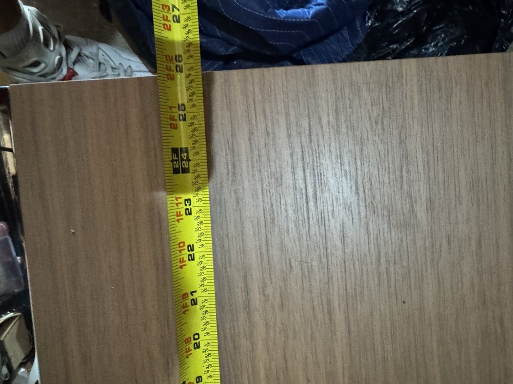 Minimalist side table,consistent with Minotti’s design likely the Hamilton