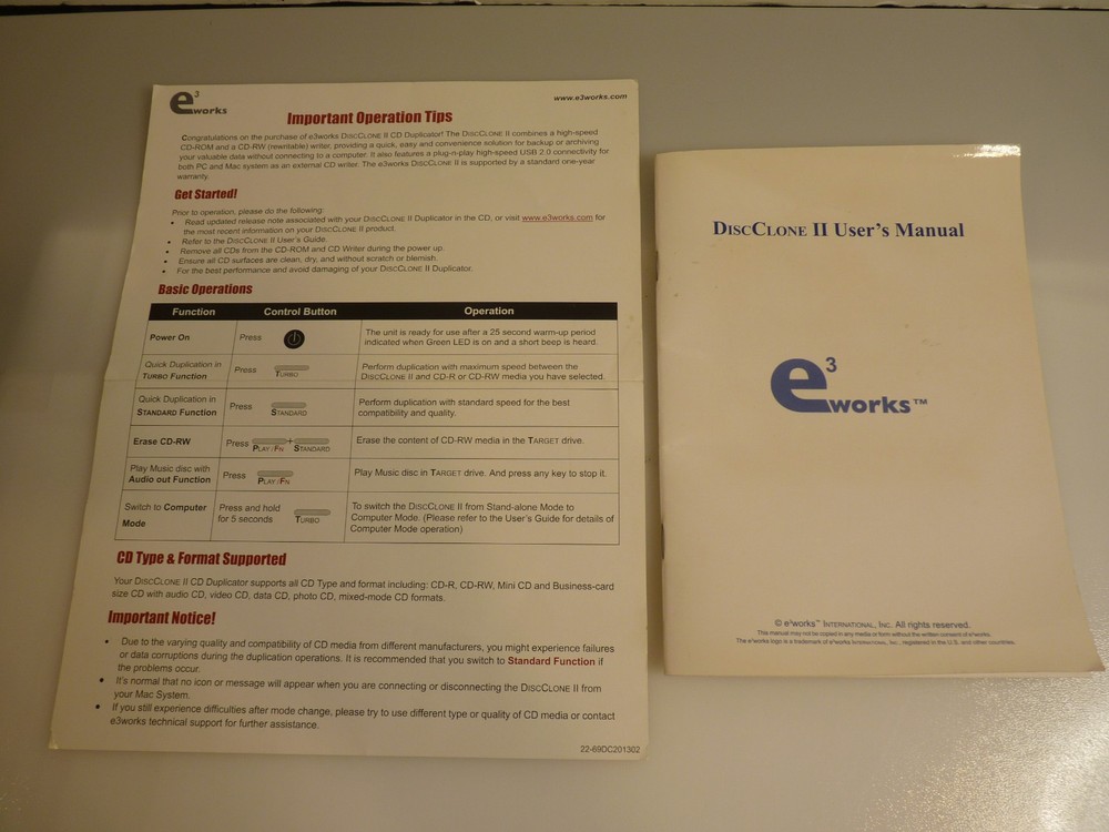 e3 Works 1 - 1 CD Copier DISC CLONE II Model No. DCU-4002 TESTED/ WORKING