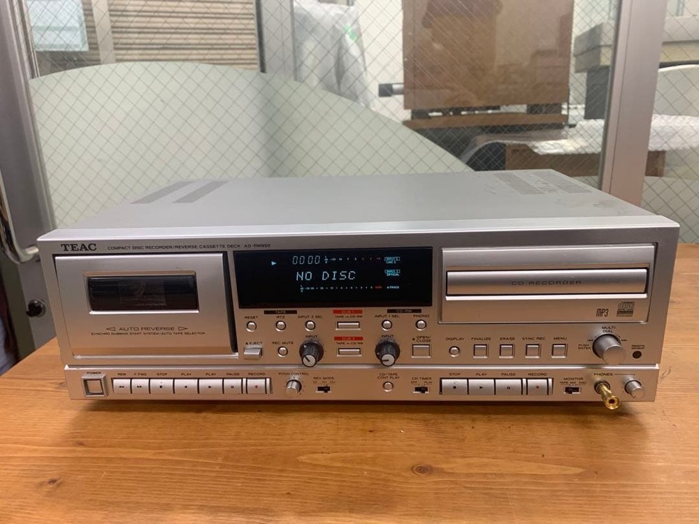 TEAC AD-RW950 Compact Disc Recorder / Cassette