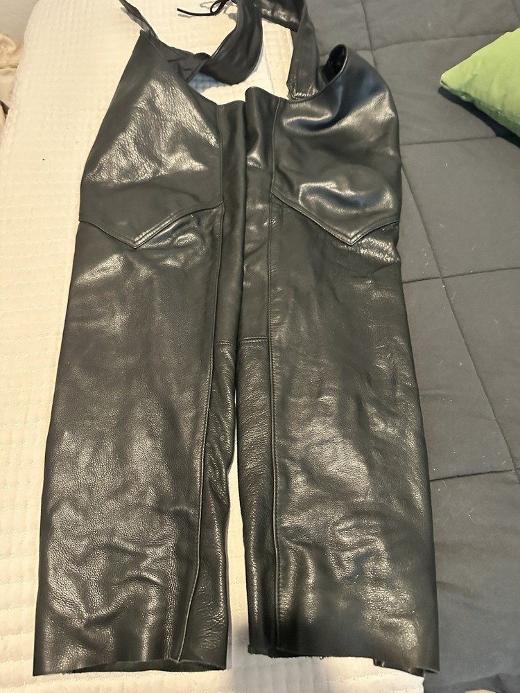 Motorcycle ProTech Leather Chaps Men’s Medium. Adjustable Black. Vintage